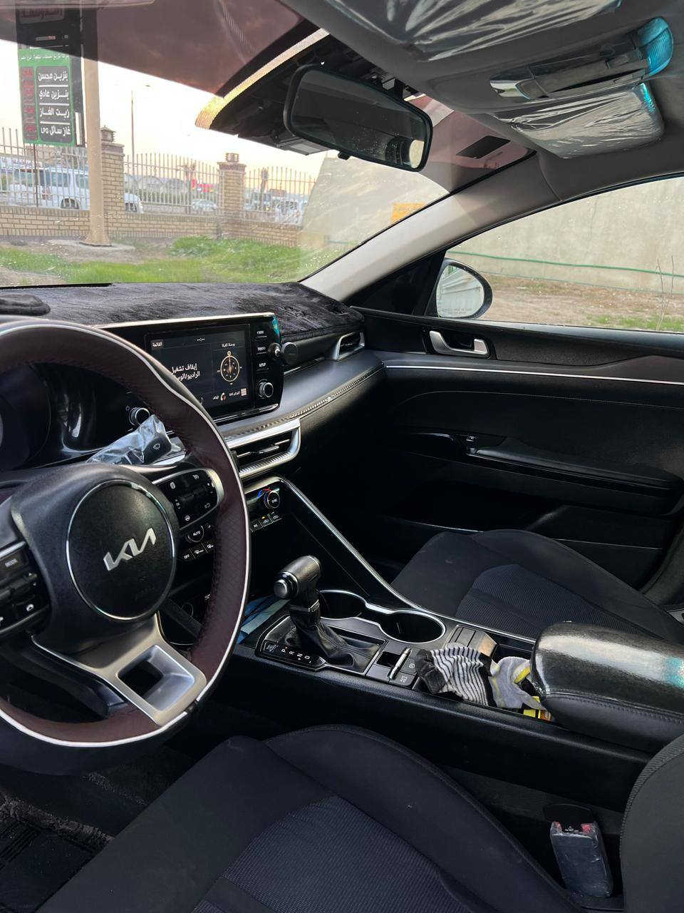 السلام عليكم اخوان كي فايف للبيع صاحبه مستعجل او يريد يبيع حته وكت ما عنده ينشره انه نشرته السياره جاهز ما بيه اي 
نقص حداد تايرات جدد السياره جديده بمعنه الكلمه مو اصفته معروفه بعد مديل 2022 السعر 148 او بيه مجال او بل الخير عل ياخذه اخوان مكلف بل النشر انه هذا رقم او خابروه يمته ما تردون 
وتساب عنده *********** ارجع وكول مكلف بل النشره 
السياره بيه بس جاملق او بنيد امبدل نفس الون بس الباقي كفاله
