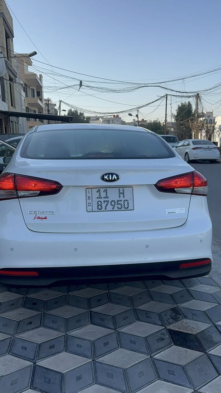 ‏موديل 2018*********** Kia سيرات ايه خليجية ماشية 37 كيلو متر السيارة مقفولة محرك 1600 جديدة السيارة￼￼ السعر 147 وبيها مجال ￼
