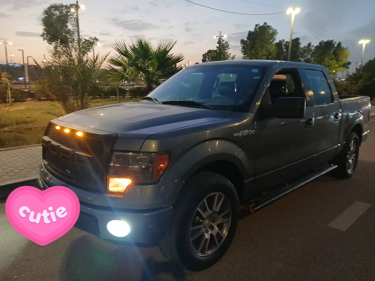 السعر 129
بيع او مراوس بأقل من سعرها محتاج فرق واتساب واتصال فقط اعتذر من الخاص 
***********
موديل 2014
رقم بغداد دولي هزه جديد
