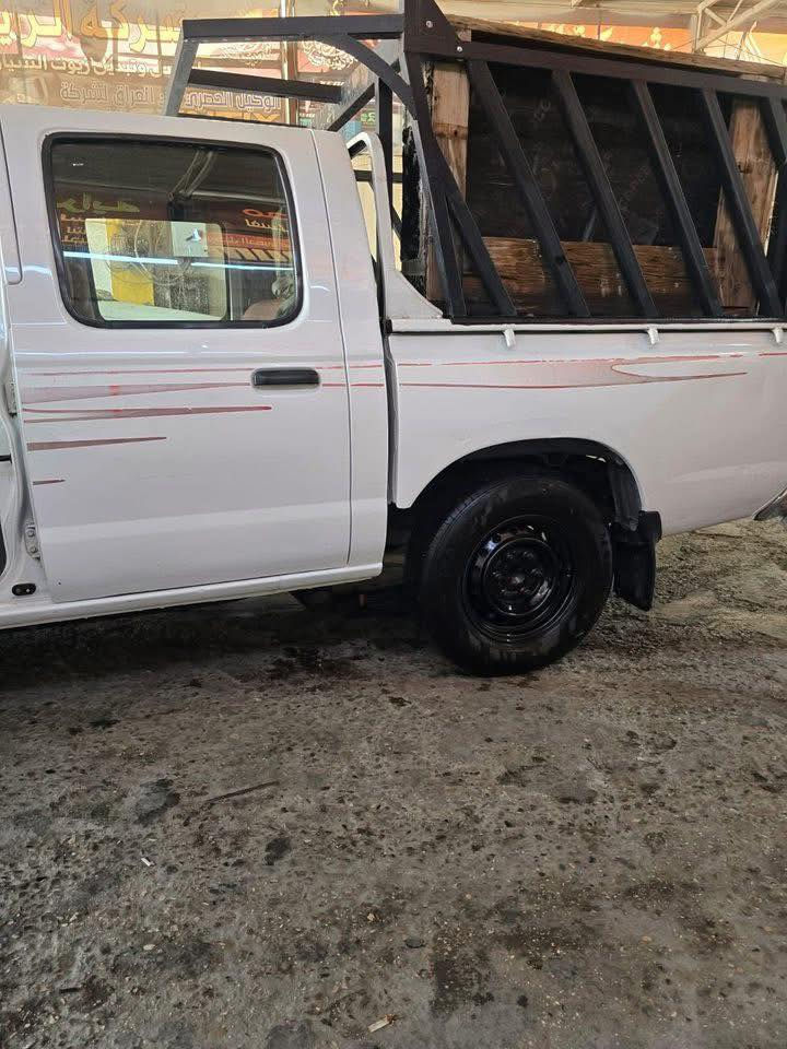 السلام عليكم بيكم للبيع سيارة ياباني اصلي موديل 2006 لا تبخير ولا تنقيص بيهه بس بارد شويه كلشي شغال السعر 89 وبيهه مجال قليل  رقم الهاتف ‭0770 534 6312‬
