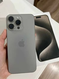 ايفون 15 برو ماكس • ٢٥٦ • بطارية ٩٣