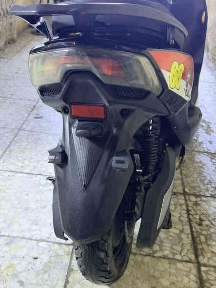 دراجه شحن للبيع 6 بطاريات مسطره السرعه 73 حقيقي  بريكات دسك السعر 550 ألف بي مجال بسيط العنوان شارع فلسطين تقاطع الصخره قرب فلافل علي دبل 
***********
