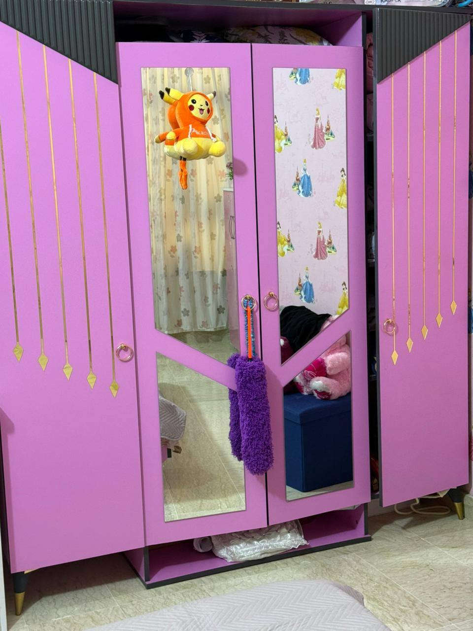 السلام عليكم غرفة نوم سريرين منفصلات نظيفة جدا اي ضرر مابيها مع كنتور بابين وميز دراسة كلهن ب٤٥٠. وجهاز جري نظيف وشغال اصلي سعره ٢٥٠ وبي مجال المكان بغداد المنصور


**إذا كنت صاحب هذا الإعلان وتريد حذفه لأي سبب، رجاءا أرسل رسالة إلى الدعم الفني**