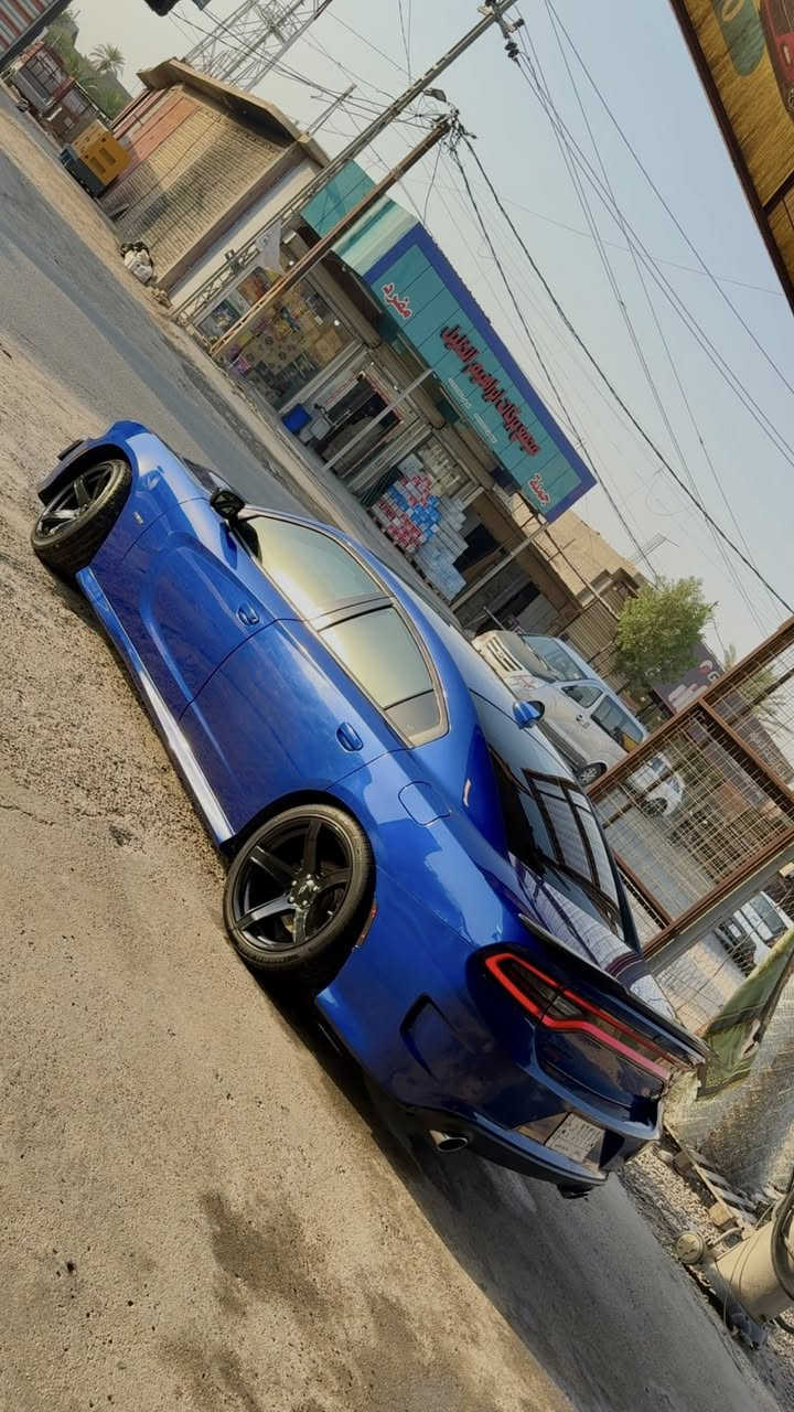 سلام عليكم جارجر 2019 ارتي 5.700 (8) 
فول موصفات عدأ الفتحه وبعد موصفات الارتي معروفه 
حادثهاا بيبان وجاملغات وباب بجم كبس مكينه وكير كفالة ويل نجمه اصلي تخم تاير جدد وكالة قبل سبوع شادهن بدون تزويد ع وضع الشركة والسياره ماداخله استعراض استخدام شخصي العنوان حلة رقم الهاتف *********** السعر (199) وبيهاا مجال
