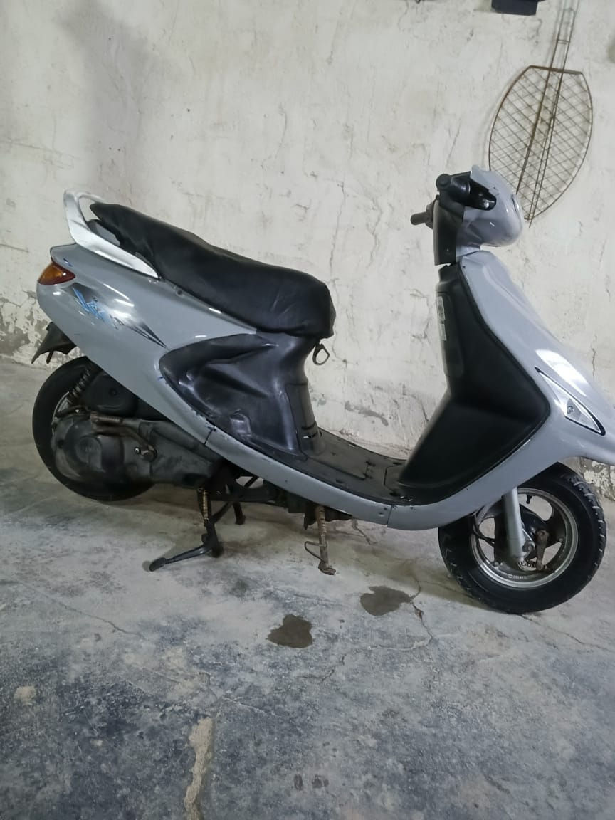 فراشه فحل مامفتوح كهربائيات كامله طلع ١٤٠ بلمشي  خرسه  سعر ٤٧٥ وبيه مجال قليل رقم *********** وتساب رقم +964 784 889 9972
