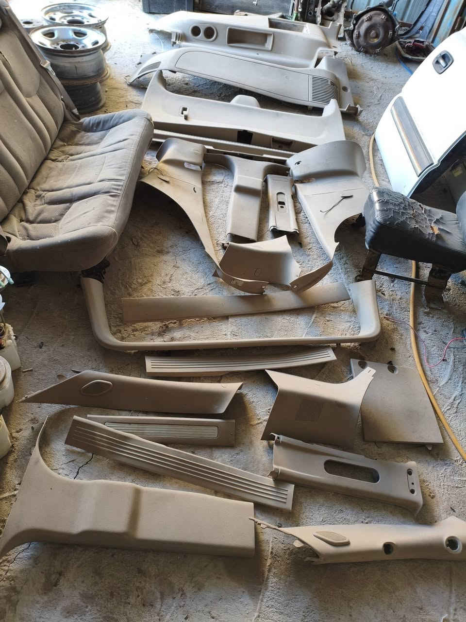 سلام عليكم غراض يوكن فحل تفصيخ لبيع العنوان السماوه قظاء الرميثه رقمي تصال او واتساب*********** يوجد توصيل جميع محافظات العراق 🚛🚛
