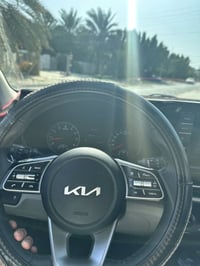 سيليتوس للبيع 2023 خليجي بيها چاملغ جهت الراكب بارد وبين البابين شي بس...