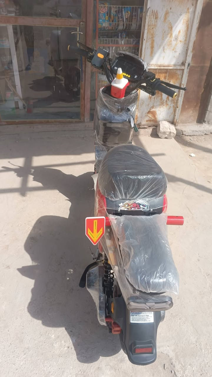 دراجه شحن للبيع العنوان البصره شط العرب السعر 560 وبيها مجال كلش قليل***********
