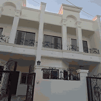 عقار_للبيع

🏡 دار سكني مميّز
📏 المساحة: 120م² – واجهة 6م

📍 كركوك – سلطان ساقي (حي البعث سابقًا)

✨ بناء حديث وعلى طراز معماري أنيق
✅ تصميم عصري يواكب متطلبات السكن المريح
✅ تشطيب فاخر وجودة عالية في التنفيذ
✅ طابقين يوفّران رحابة وراحة للأسرة 

🟩  للإستفسار :-
يمكنكم مراسلة الصفحة:
ونتشرف بزيارتكم #amlak_Madinaty

العنوان المكتب :
📍 كركوك - شارع حزب القرارالتركماني 
او السايدين خلف محطة القدس الأهلية المؤدي الى جامع المحمدي  (قرب مكوى فلاح )

العنوان الاخر للمكتب :
بداية السايدين قرب جامع المحمدي في تسعين 
علماًٍ السايدين يربط التسعين بشارع القدس 

تحقق من ذلك على MAPS.ME:
موقعي, كركوك, العراق - شمال, العراق

http://ge0.me/0y11o0yRAI/موقعي

للإتصال :-
📞 ***********
📞 ***********

🟥  متواجدين ايضًا على ( واتس اب )

تليكرام :

https://t.me/enghussein899

______

تيك توك 

https://www.tiktok.com/@almuhandis123?_t=8nuPI9bMXGk&_r=1

المصداقية والثقة عنوان المكتب التعامل يكون بشكل المباشر مع المشتري في البيع *

نستقبل طلباتكم وعروضكم السكنية والتجارية بكافة مناطق
