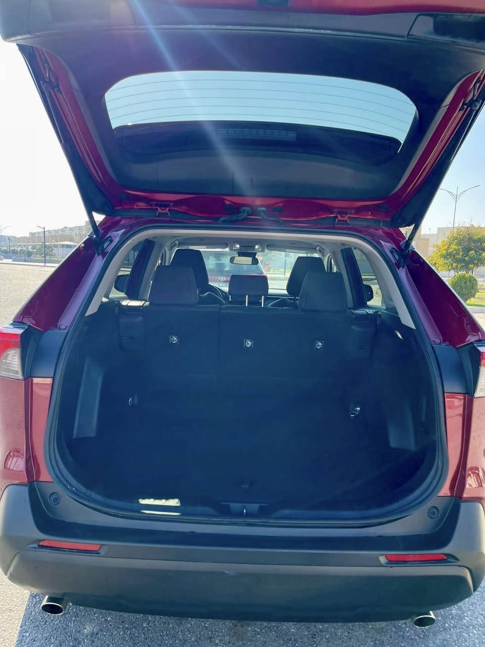 راف فور 2023 هايبرد🔵
السعر 210 ورقة وبيها مجال

 وارد امريكي لون ماروني 🔴

دخول جديد الى العراق رقم كاتي اربيل موقت

السيارة مكفولة بدون صبغ وبدون تبديل 

فقط شوية بارد بين الباب وجاملغ فقط

 ايرباكات سليمة

.

ويل كب 

شاشة كبيرة

هندبريك كهرباء اوتو 

اوتو هولد

اضوية اماميه زنون 

لد امامي زنون 

رادار امامي 

اوتو ستوب 

اوتو هاند بريك 

كاميرا خلفيه مع تحديد مسرب 

صندوق خلفي كهرباء 

تحكم ستيرن جهتين  

النقطة العمياء بالمرايا الجانبية

دفع رباعي 

بلوتوث اوامر صوتيه 

عداد المسافة 24 الف 

.

مكان السيارة صلاح الدين تكريت

***********‬ ‭
