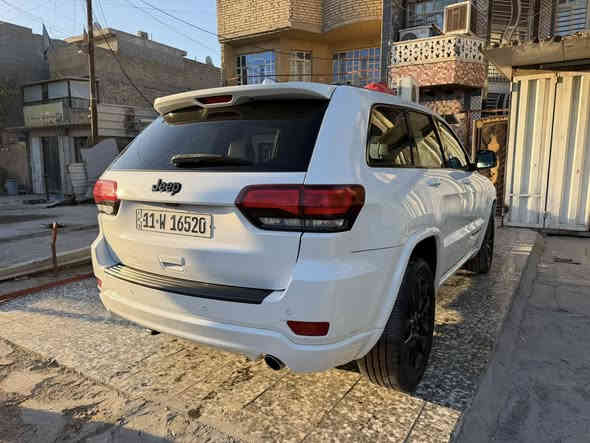 السلام عليكم

جيب بلاك توب للبيع

 محرك 6 سلندر 3600

الموديل  2020

ماشيه 62 الف 

لون ابيض

رقم بغداد 

وارد امريكي 

حادثها بسيط 

صور الحادث مرفقة بالمنشور

لغد شاصي كير مكينه مكفول

سستم سماعات هارمن كاردن harman/kardon

-بصمة تشغيل وابواب

-جنطة كهرباء

-حساس خلفي

-رادار جانبي

-نقطة عمياء 

-تدفئة مقعد السائق

كرسي السائق كهرباء

-تدفئة المقود

-مقود كهرباء

-المقاعد جلد

-نظام قيادة اقتصادي ورياضي وعادي

-شاشة كبيرة 
 

-نظام الملاحة والخرائط

-نظام تثبيت السرعة (الكروز)

-كاميرا دوارة اصلي

 -مرآة تعتيم عاكسة للضوء داخلية وجانبية

-اطارات حجم 20 اصلي

السعر 250 وبيها مجال

العنوان بغداد - الشعلة

الاستفسار

     
***********
