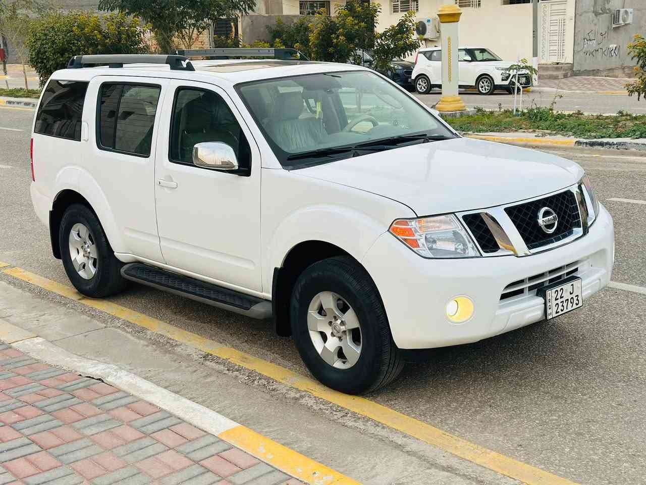 نيسان بافندر 2012خليجي فول مواصفات السعر 127للستفسار ***********ماشيه 120سياره فول مواصفات بصمه تشغيل او بصمه ابواب جنطه شفط 3قطع تبريد 7راكب سيدي جنجر 6اقراس تلفزيون بل تنته فتحه سياره مكفوله من ضربه او تبديل بيه صبغ بل باب الخلفي فقط ول باقي مكفول سياره جهازه اينقص مابيه مكان سياره كربلاء
