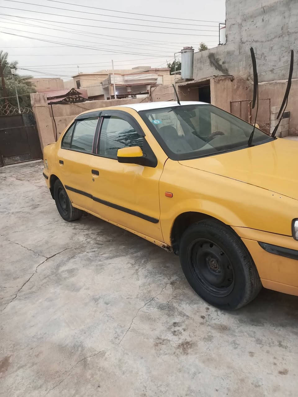 سلام عليكم سمند 2011 ناطقه رقم بغداد الماني كير مكينه تبريد كله مكفول سنويه 28 شرط التحويل سياره جاهزه نواقص بسيطه وشويه خياس بدايه الدوسه مكان السياره تكريت سعر// ***********
