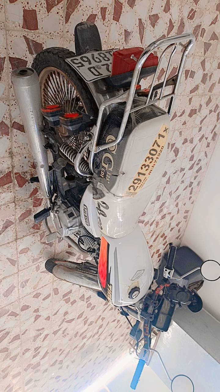 من رخصة الادم ..
السلام عليكم ماطور تايكر 2019 للبيع مرقم شرط التحويل
نضافة اخو الفول كهربائيات شغاله 
السعر مليون و٧٠٠ وبيه مجال للشراي 
الي يحب يتواصل عالخاص او عالرقم واتس اب ***********
