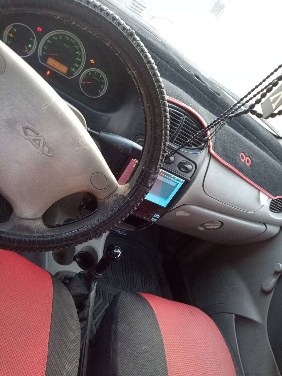 السلام عليكم شيري كوكو للبيع موديل 12 رقم نينوى الألماني كوبون بانزين بيها محرك كير شرط طخم جديد باتري جديد هيه وغرامات مصفره سنويه ظايعه بيها واجها او كاملة معاملتها  شرط التحويل سعرها 27 وبيها مجال ***********
