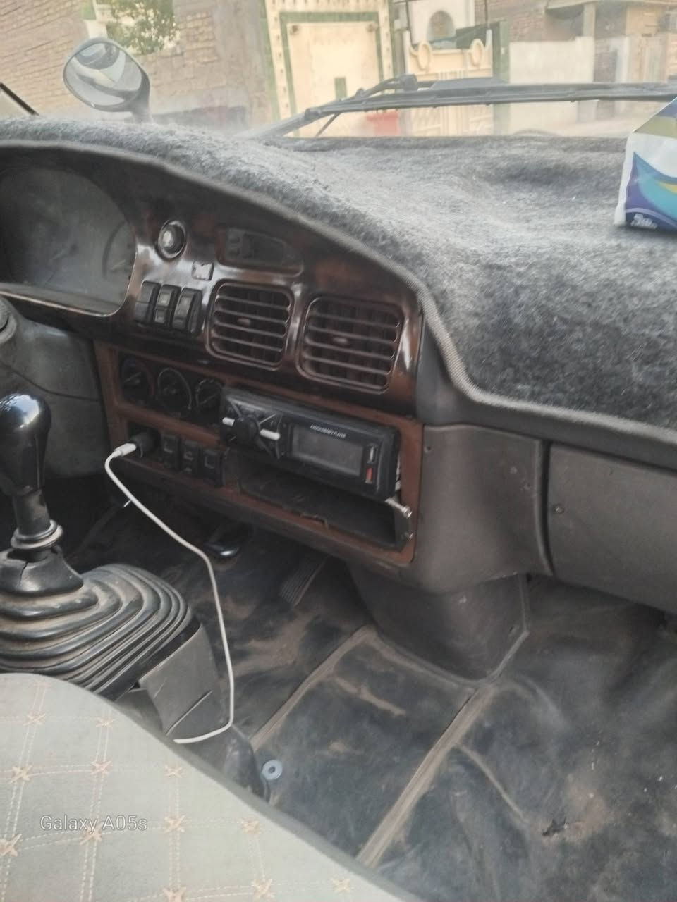 السلام عليكم  عندي بريجو للبيع رقم انكليزي بغداد سياره حلوة موديل ١٩٩٦ سنوية لل٢٠٣٠ الاتصال على الرقم ***********
