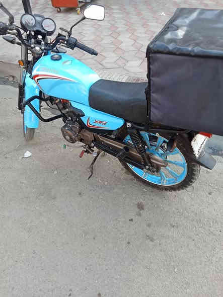 دراجة شاينك موديل ٢٤ اوراق بدون كمرك  دراجة نظيفة  محرك برغي ما مفتوح بي نمر تخبل  بريك امامي خلفي كهربائيت كلة شغاله  نكرة سلف   فقط نقصها دشبول عاطل ما بية نضوح ابد تجي تاخذة من بيتي مكاني بغداد المشتل سعر ٧٠٠ بيه مجال  ***********
