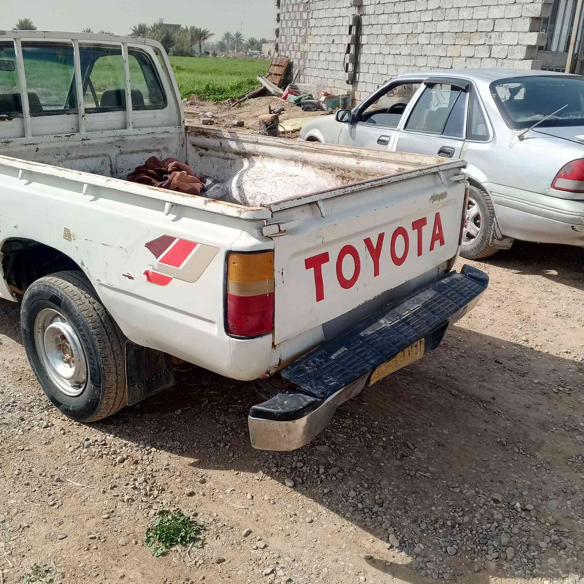 اسلام عليكم للبيع موديل 89سياره جاهزه رقم صلاح الدين تحويل سعر 25ورقه وبي مجال مكان  بغداد تاجي ***********
