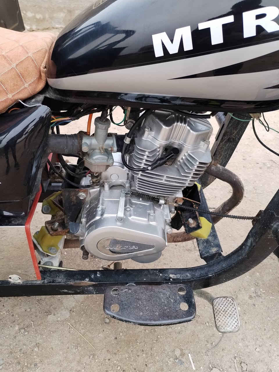 سلام عليكم ستوته للبيع (كلك. كلك)كفاله من عشاير ستوته جاهزه نكره سلف 
تعمير 25 كله جديد محرك كهربايات 
حصيره جديده عوزه صبغ
شاصي مكفوال من خياس ركبه كفاله 
سعره  مليون  وبيه مجال للطيبين 
(***********)
