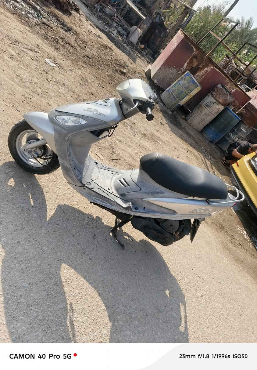 السلام عليكم دراجه منغولي ياباني للبيع طالعه قبل يومين شرط اوورقه مالته موجودة كفالة عامه مختمه ختم واحد مكاني بابل مركز  للاستفسار ***********
