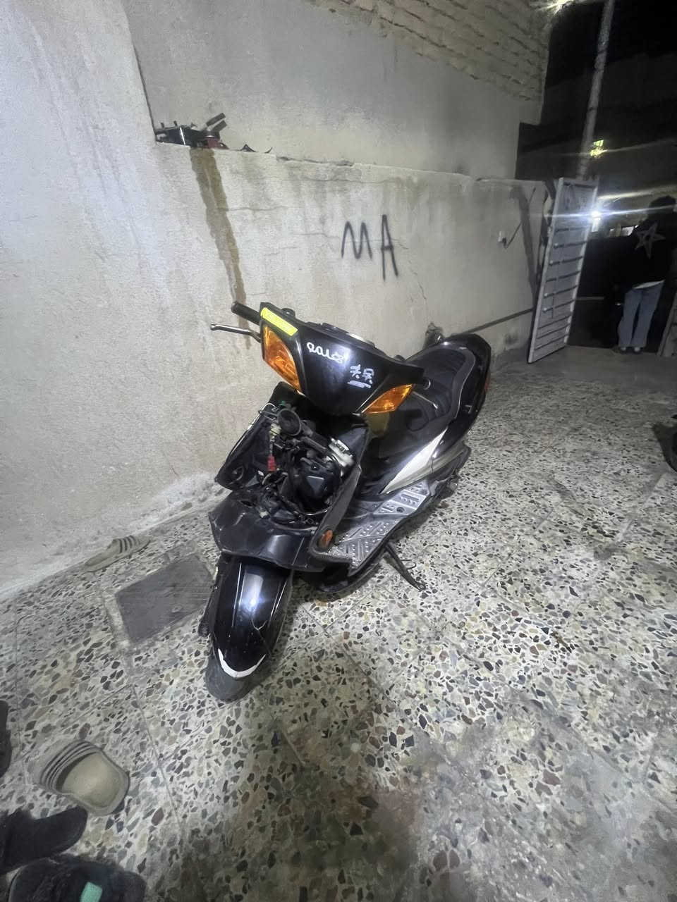 سلام عليكم تره دراجه نضيفه بـَسہ يحتاجله فيتبام وزنو بـَسہ وكفر مالته  موجود  سعره 650وبيه مجال  مكاني بغداد غزاليه.وهاذ رقمي***********
