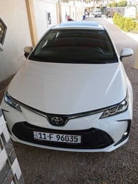 كورلا هايبر • جلد احمر • ماشيه ٢٠٠٠