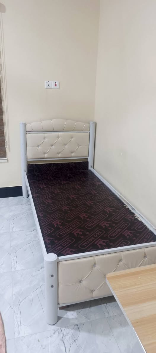 سلام عليكم 🤚
جربايه اصليه للبيع 🛏
جديده ونضيفه مستعمله قليل ✅
مع خشبه بلوكه من نوع القوي ✅
تتحمل كل الأوزان ✅
السعر 75 ألف وبيها مجال للطيبين ✅
الشراي يجيني خاص أو واتساب ♏
*********** 📳
