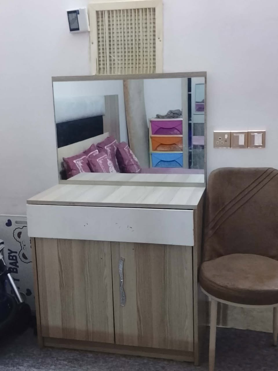 غرفة نوم للبيع ١٦٥ شراي عل خاص مستعجله اليوم ابيعه


**إذا كنت صاحب هذا الإعلان وتريد حذفه لأي سبب، رجاءا أرسل رسالة إلى الدعم الفني**