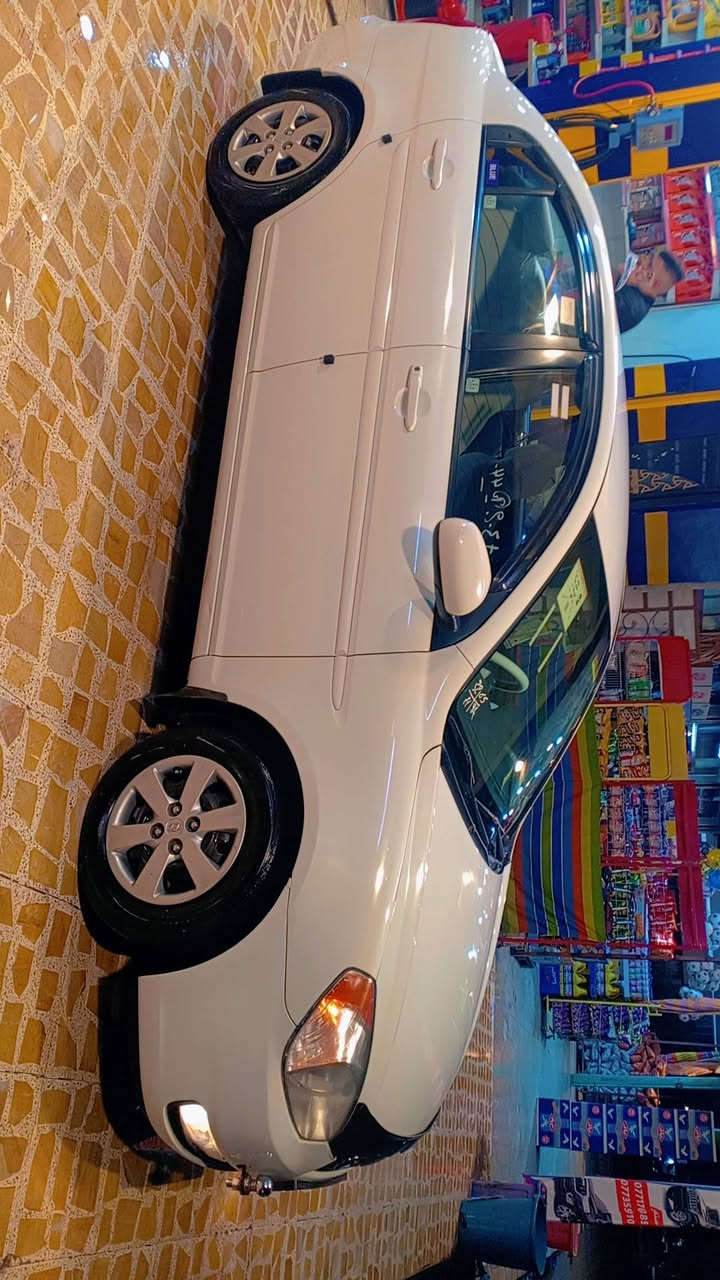 اكسنت ٢٠١٠ للبيع مكينه وكير شرط السياره باسمي شرط الوكاله والتحويل رقم نكليزي طخم امامي وخلفي جديد طخم تاير جديد السياره بدون ضرر ماعده جاملغ أمريكي وربع باب السياره بدون داخل وابيعلك سونار السعر ١٠٢ وبيها مجال للطيبين مكاني حي الحدباء
***********
*********** واتساب
