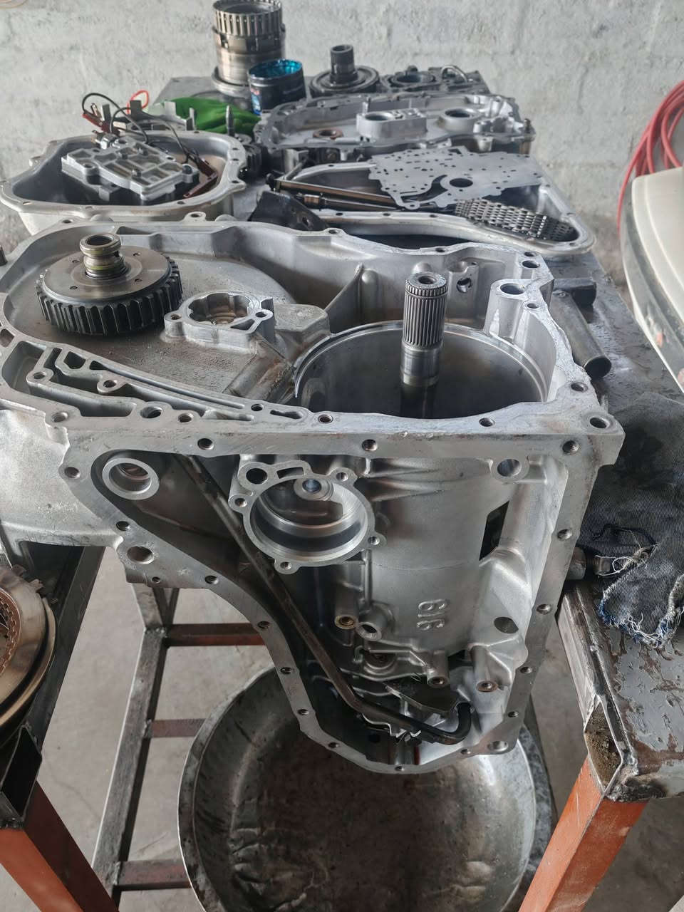 السلام عليكم تم تجفيت كيرات اولدز وبونتياك شغل رقم 1 للاخوه من محافظه البصره والسماوه وكركوك  وتم تشغيل جميع الكيرات النمره الرابعه مع ضمان الشفل 
متوفر جميع غراض اولدز وسلبرتي حاويه جديد تفصيخ 
يوجد خدمة  توصيل لكافة المحافضات
العنوان موصل جانب الايسر سايدين البراوي 
***********
***********
