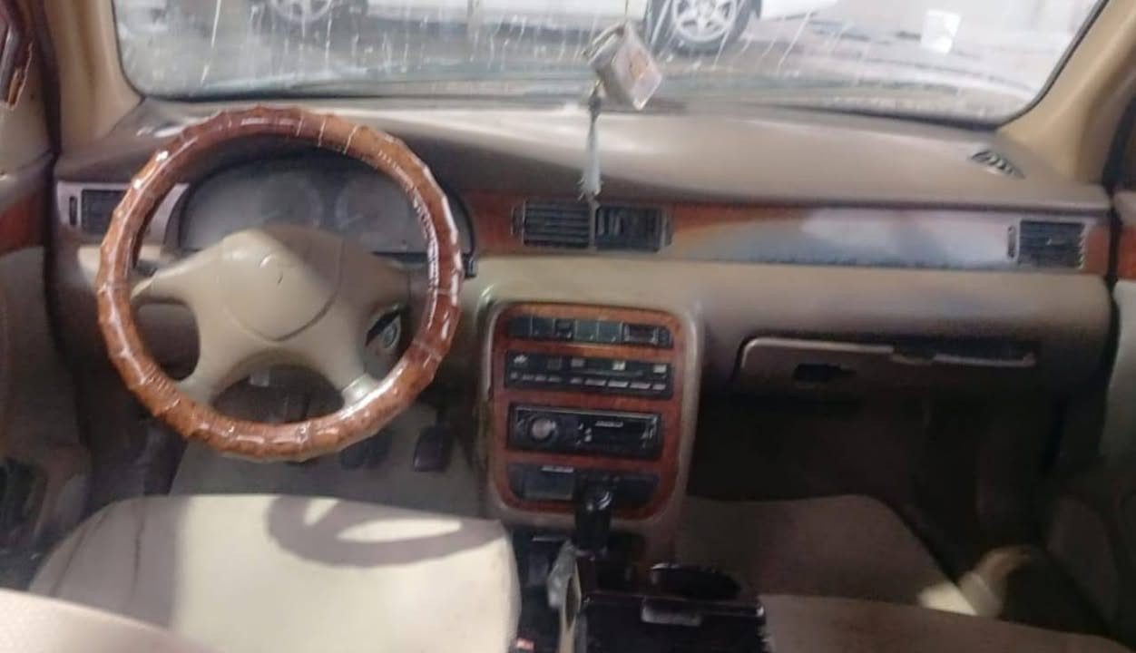 سلام عليكم للبيع سمند ٢٠١٠ رقم قادسيه راعيها موجود عليها هيئه وغرامه ينزلن سياره مكفوله من ضربه عده دور جاملغ الخلفيه اضافه تصليح خياس سياره مكينه كير خير تخم تاير جديد من الله سعره ٢٦ اي استفسار ***********
