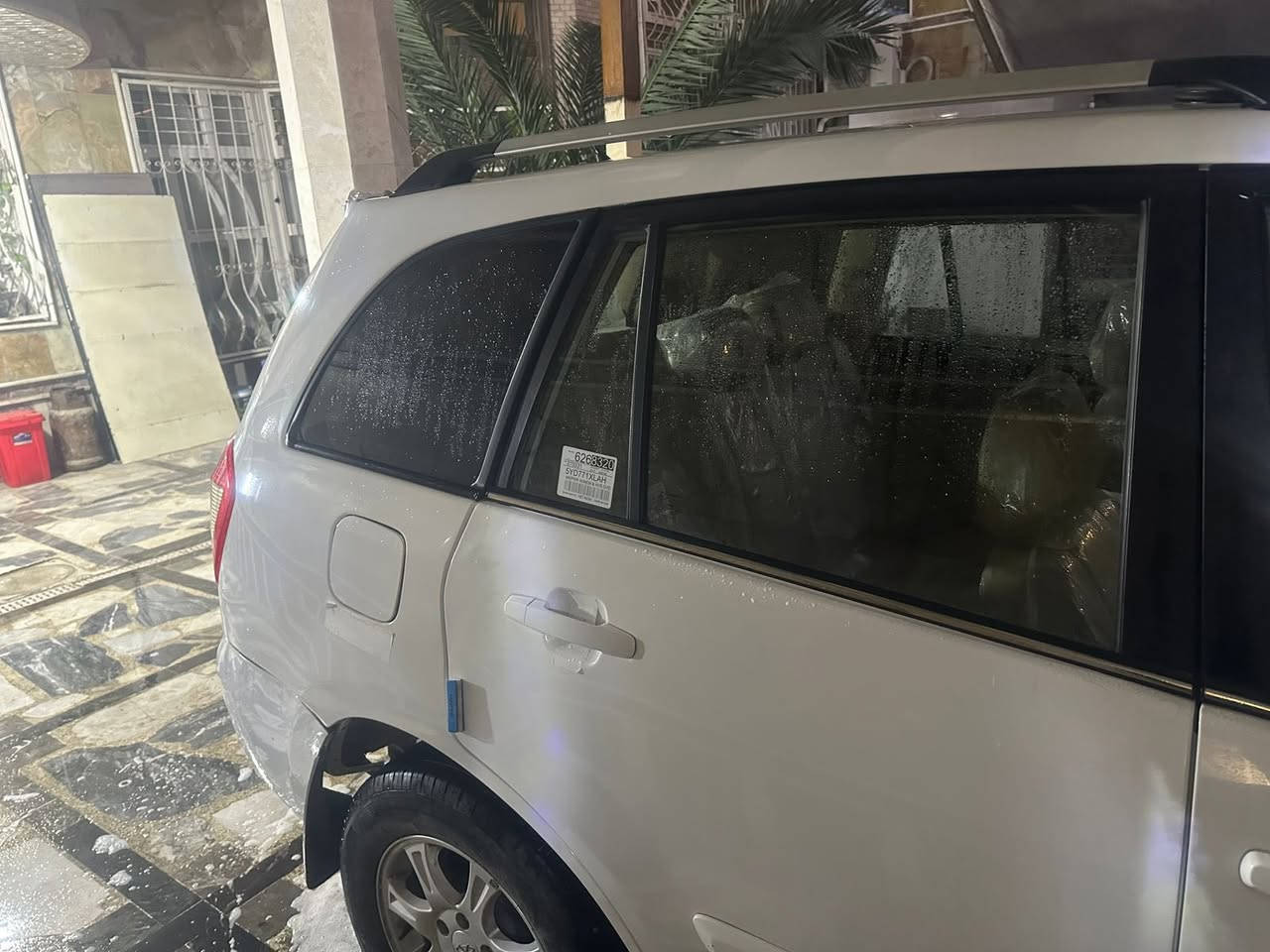 سلام عليكم سياره للبيع موديل 2015 سياره نظيفه والسياره ماشيه 98 الف ولسياره نظيفه ولهزه مالته جديده مصار اله شهر والمكينه مالته نضيفه السياره سعره 80 وبيه مجال قليل مكاني بغداد ورقمه شبه مميز 

رقم الهاتف. ***********
