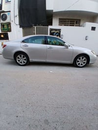 لكزز مديل 2007 بيها ٤ قطع ابيع احزام تبريد ثلج ومحرك وكير خير من الله ...