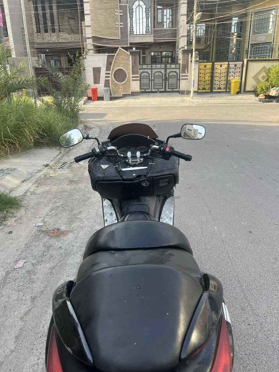 دارجة فورزه 0/8 كفرات تعبانه شويه بس محرك مكفول نضيف السعر قفل من الاخير 600الف         (***********)
