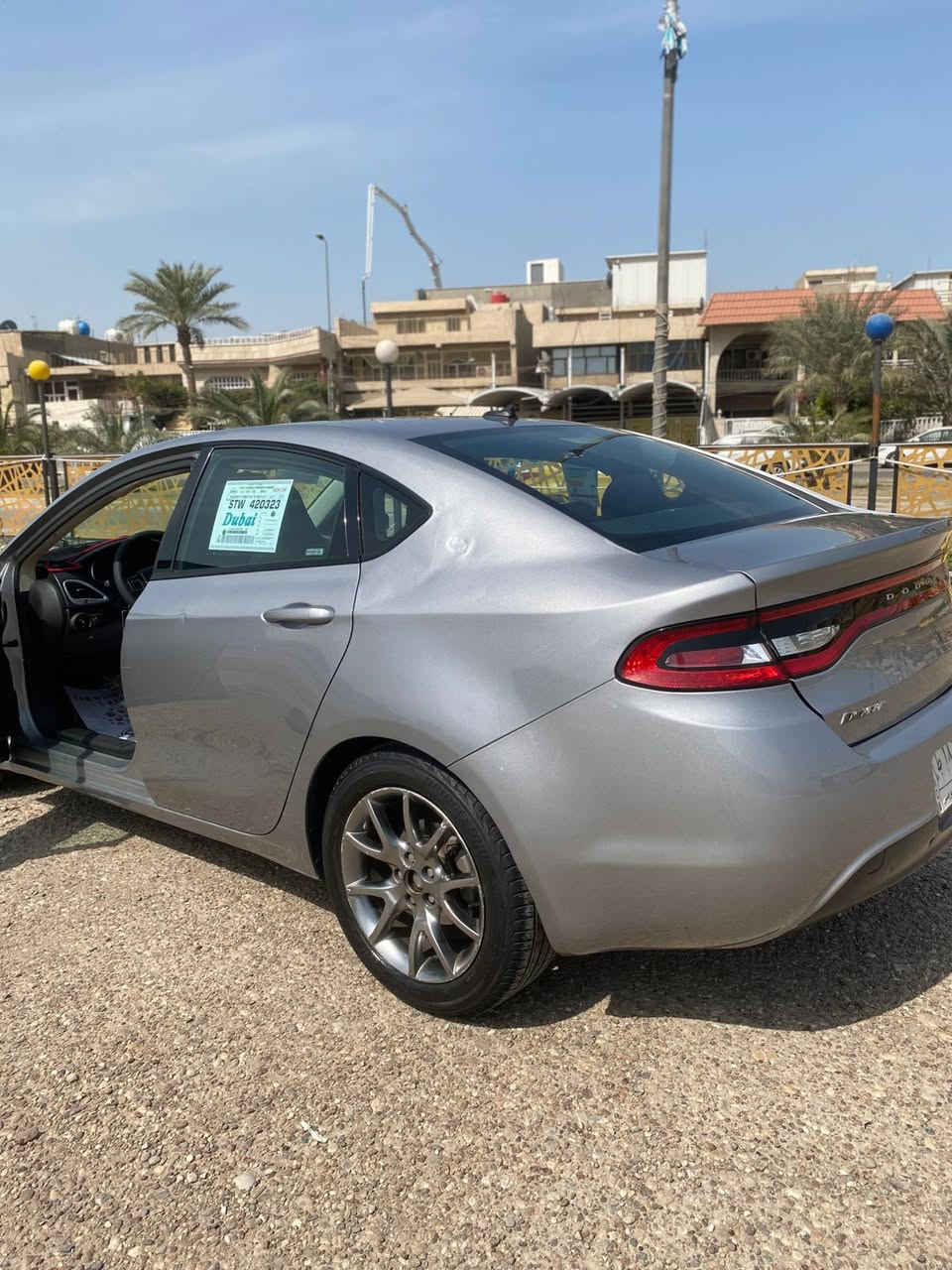 دوج دارت موديل 16 صدر جديد وعليها ادامة كاملة بدون صبغ بيها باب وحدة فقط تبديل نفس اللون كير محرك خير من الله سيارة مناقصها برغي رايدها ب93 ورقة مكاني بغداد زيونه للاستفسار ***********
