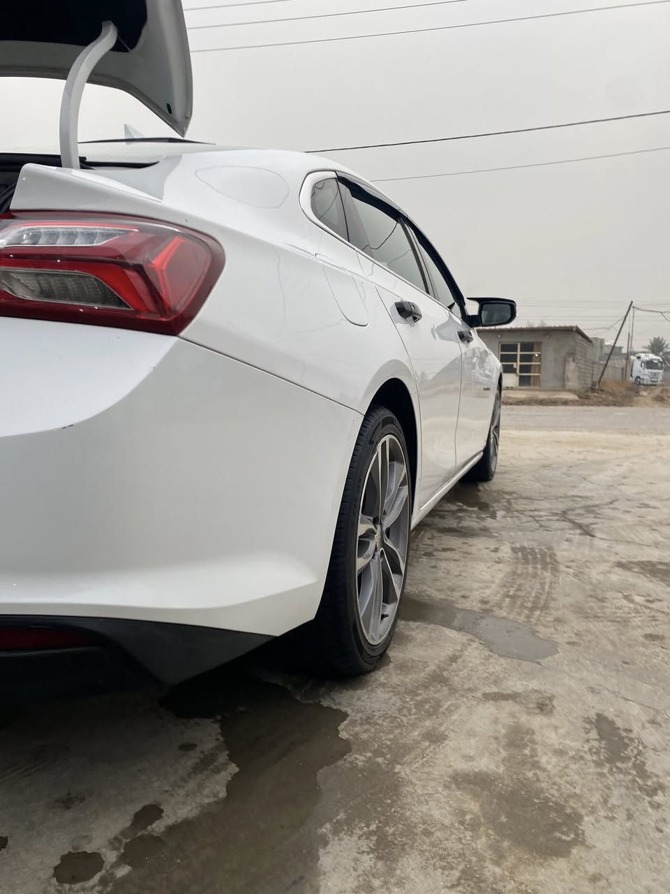 ماليبو وارد امريكي   موديل 2020  (حادث بنيد فقط . تبديل بنفس اللون )اخت الكلين ايرباك سستم مكفوله من اي قطعه  كلير( مكينه /كير/صدر /تخم تاير جديد/كله بلادي عله وضع الشركه) السياره جديده واخت الزيرو

    السيارة رقم اربيل 

بصمه ابواب + جنطه

 تشغيل عن بعد  

محرك 1500 توربو ✈️

مانع انزلاق

لدات اماميه نهاري 

اوتو بريك /توقف ذاتي عند الاقتراب 

كشنات تدفئه + كهرباء ⚡️ 

تبريد مناخين منفصل 

تبريد قطعتين امامي خلفي بيانو 

شاشه كبيره تدعم 📲Android Auto/car play

خرائط Gps📌

كامره خلفية 

كروز مثبت سرعه

شاشة ضبط واعطال بل دشبول

منافذ USP/ 12V /Tip C

مانع انزلاق ⛔️

حساس اطارات

4 دسك/ Abs

السياره ماشالله جاهزه من جميع النواحي  

اطفاء ذاتي عن التوقف 

 ويل كب 19 برامير 

تحكمات جهتين 

 الجام الامامي اوتو 

منظومة زنون عالي وناصي
 

بيع او مراوس شعندك نزل بل تعليق

مكاني بغداد 

السعررر////130

***********
