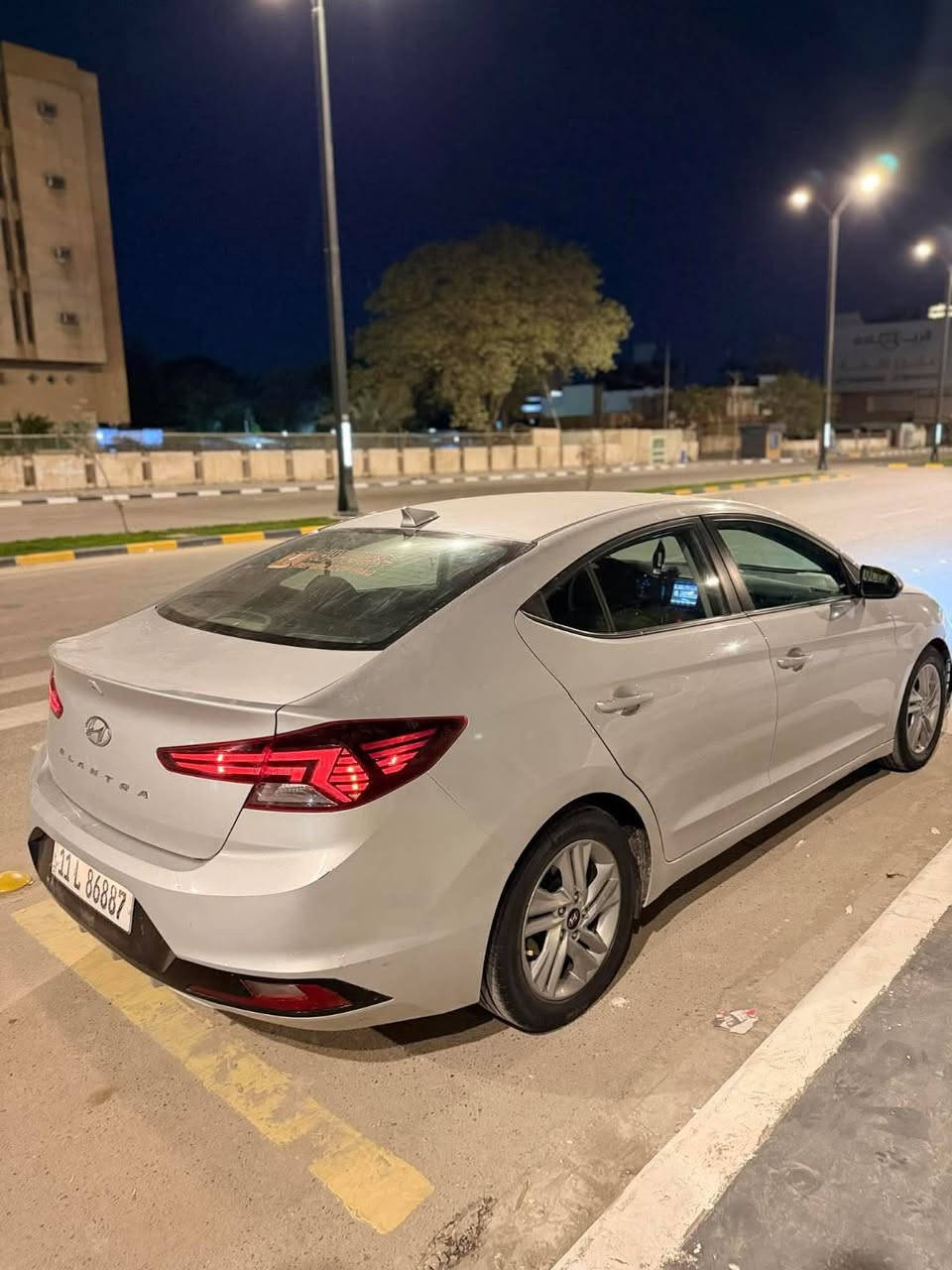 السلام عليكم النترا موديل 2020 محرك 2000 دوش  كير AT المرغوب مامفتوحات ماشيه 93حقيقي بيها بس البنيد مبدل ومصبوغ مكاني حله مركز مدينه سعرها 140 وبيها مجال حك الجيه  *********** واتساب فقط
