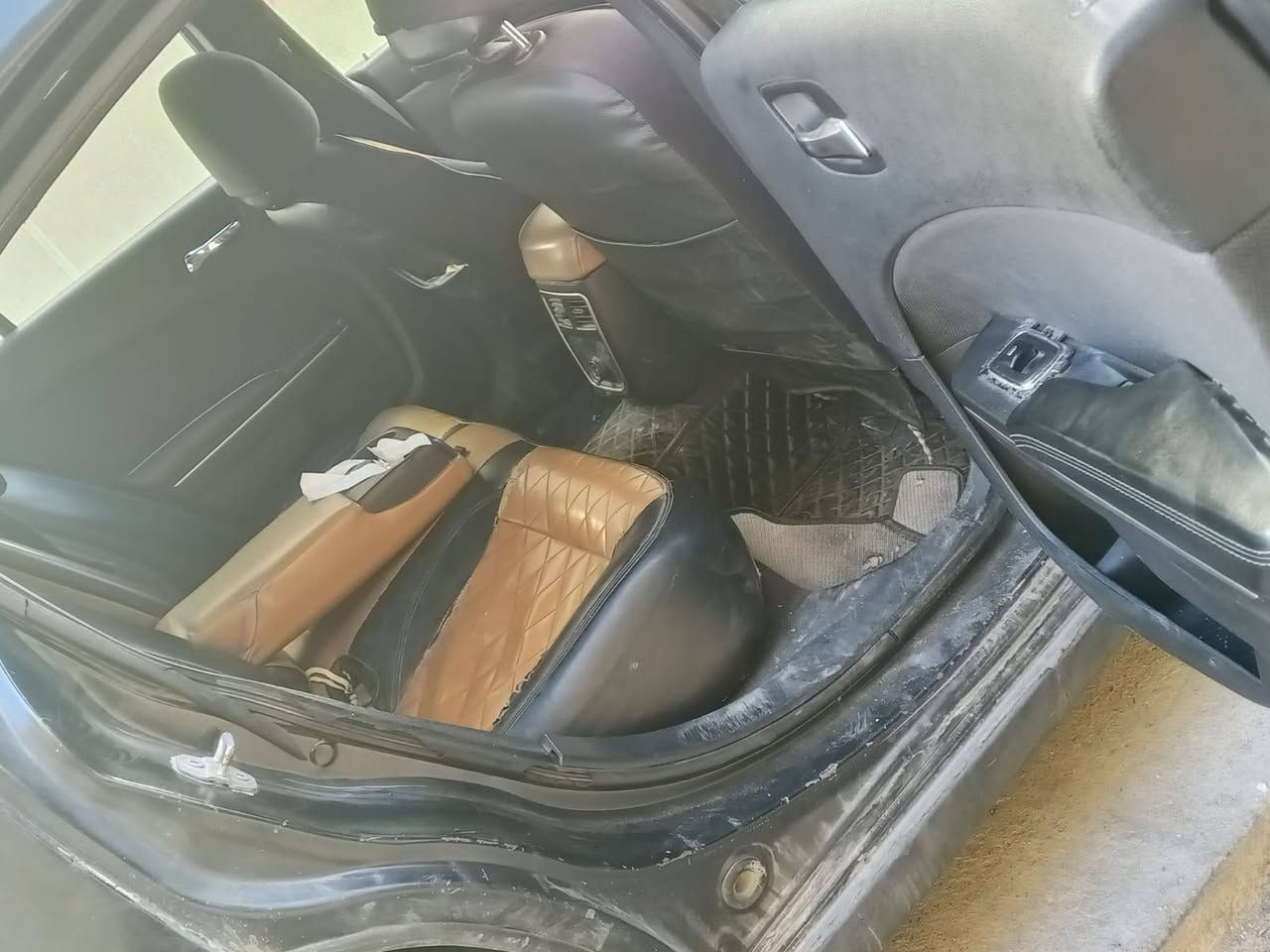 سلام عليكم جارجر مديل 11 مكاني بصره سعره 83مكفوله مو كلبه جفيه مبدله بيه قماره اثار حرك وتبدلت تفاصيل اكثر اتصل ع رقم ***********
