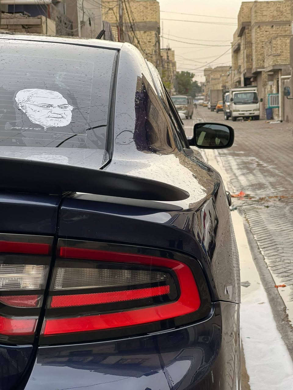 السلام عليكم شباب جارجر للبيع موديل 16 سياره كفاله بدون صبغ بها مكان بارد وبدون ضربهر حداده جديده سياره كلش حلوه رقم بصره البكان بغداد مدينه الصدر سعر 175 وبيها مجال السياره لا مشتغله على خط ولا هاي مكينه جير بالكرتون اكسن جديد كله جديد ما بيها نقص خط طول***********
