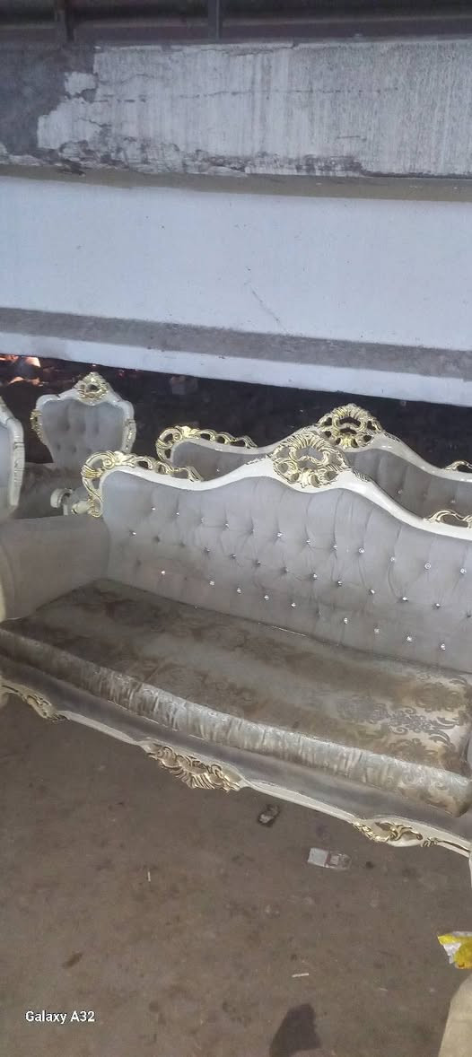 للاستفسار ***********
