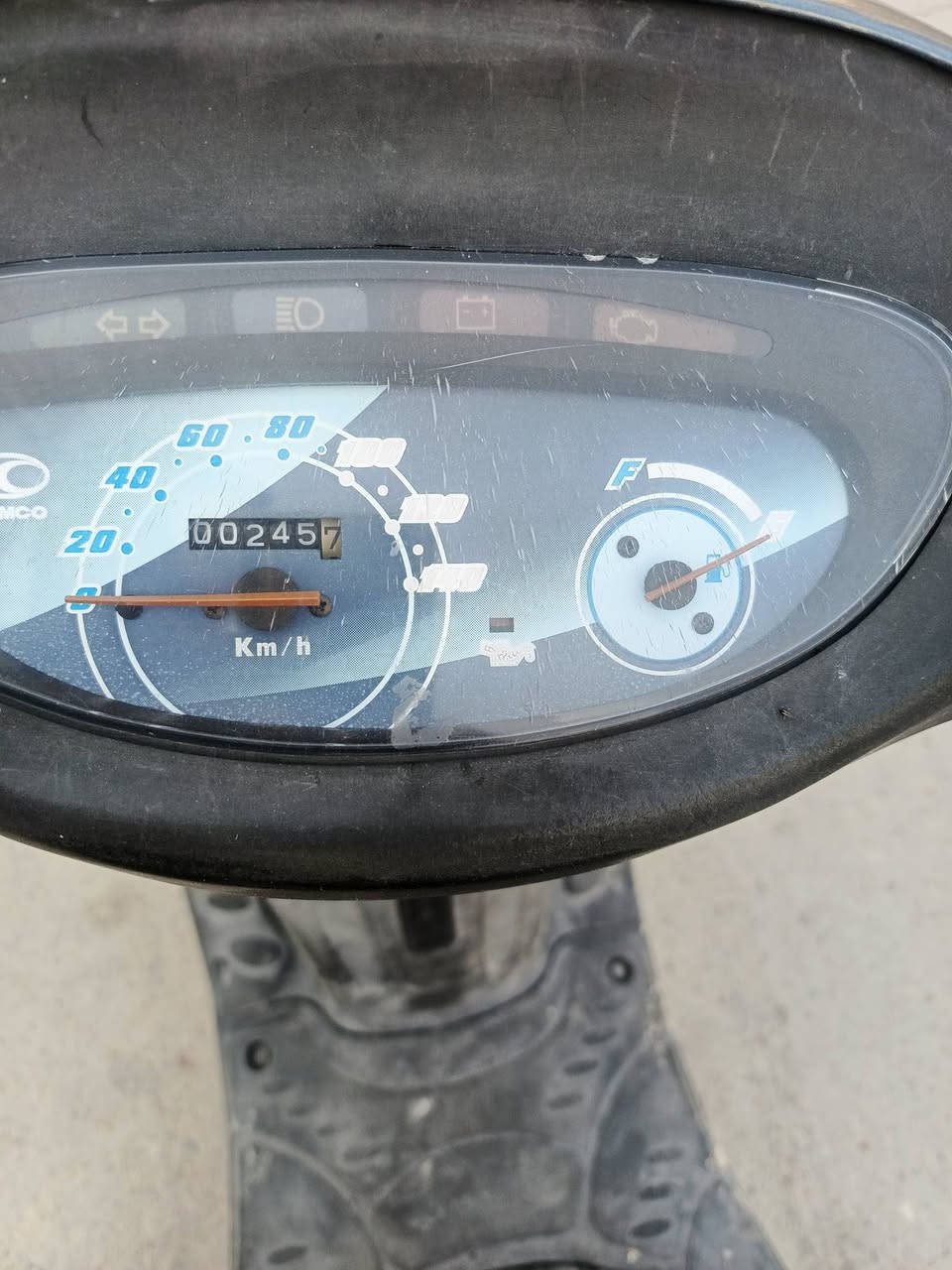 سلام عليكم 
دراجه كامكو V2 حاويه للبيع الدراجه مامفتوحه شرط الفحص وين مايعجبك موديل 2012 شلعه مشي خير من الله السعر 750 بيها مجال بصيط ***********
