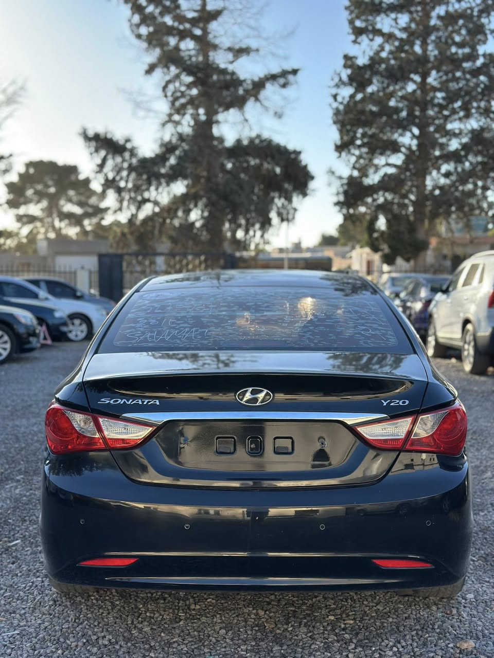 ✨ #معرض_المسار_الصحيح_يقدم_لكم ✨

عرض اليوم وعلى بركة الله ✅ :

• 🔑نوع السيارة: هونداي

• 🏎️ الفئة : سوناتا

• 📅 سنة الصنع: 2011

• 📈 المسافة المقطوعة: 91 الف KM 

• 🎨 اللون الخارجي : أسود

• 🛋️ لون الداخلية : جلد أسود 

•📄 جمرك رسالة مفتوحة دخول حديث 

المواصفات الفنية:

• ⚙️ المحرك: 2.0اصلية كتينة حديد  
• 🕹️ ناقل الحركة: اوتوماتك 
• ⛽ نوع الوقود: بنزين 

✨ كماليات السيارة: 
• مكيف ديجيتل 
• مرايات كهربائية 
• تحكم في المقود 
• تسخين في الكراسي  
• مفتاح كود ولارم
• مسجل   
• مدخل AUX USB
• ديسكو 17 
• كاميرة خلفية    
•كراسي جلد     
•سيرية ايطارات جديدة 
• شكورطة وعدتها كلها موجودة 
• بطنها نظيفة خالية من الرطوبة والخزيز 

الحالة العامة:
• 🛠️ تم الكشف على السيارة ولا وجود لأي اعطال 
• خالية من القص والسوس والقشرة والحوادث نهائي ✨
• الكربون موجود الاصلي وبالكشف والضمانة ✅

  للتواصل:
• 📍 موقع المعرض الفرع الاول : https://maps.app.goo.gl/45Z5WPXAGxrwD9Jn8?g_st=ic

• 📞 للاستفسار: 093.119.09.01


**إذا كنت صاحب هذا الإعلان وتريد حذفه لأي سبب، رجاءا أرسل رسالة إلى الدعم الفني**