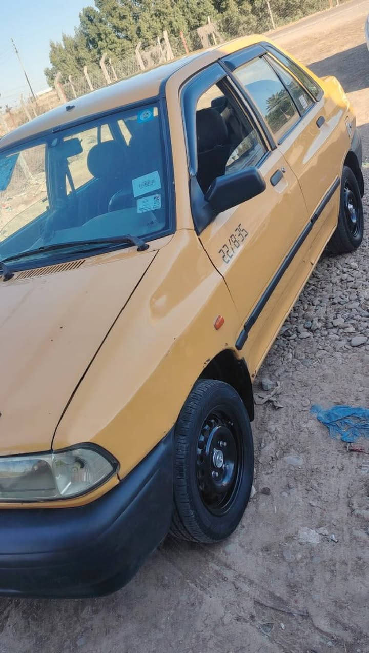 السلام عليكم سايبه للبيع موديل 2013 سيارة محرك بي بخار وشاصي جه اليسرة بي فطر والباقي كفاله السعر 27 وبيه مجال  الاستفسار  ***********
