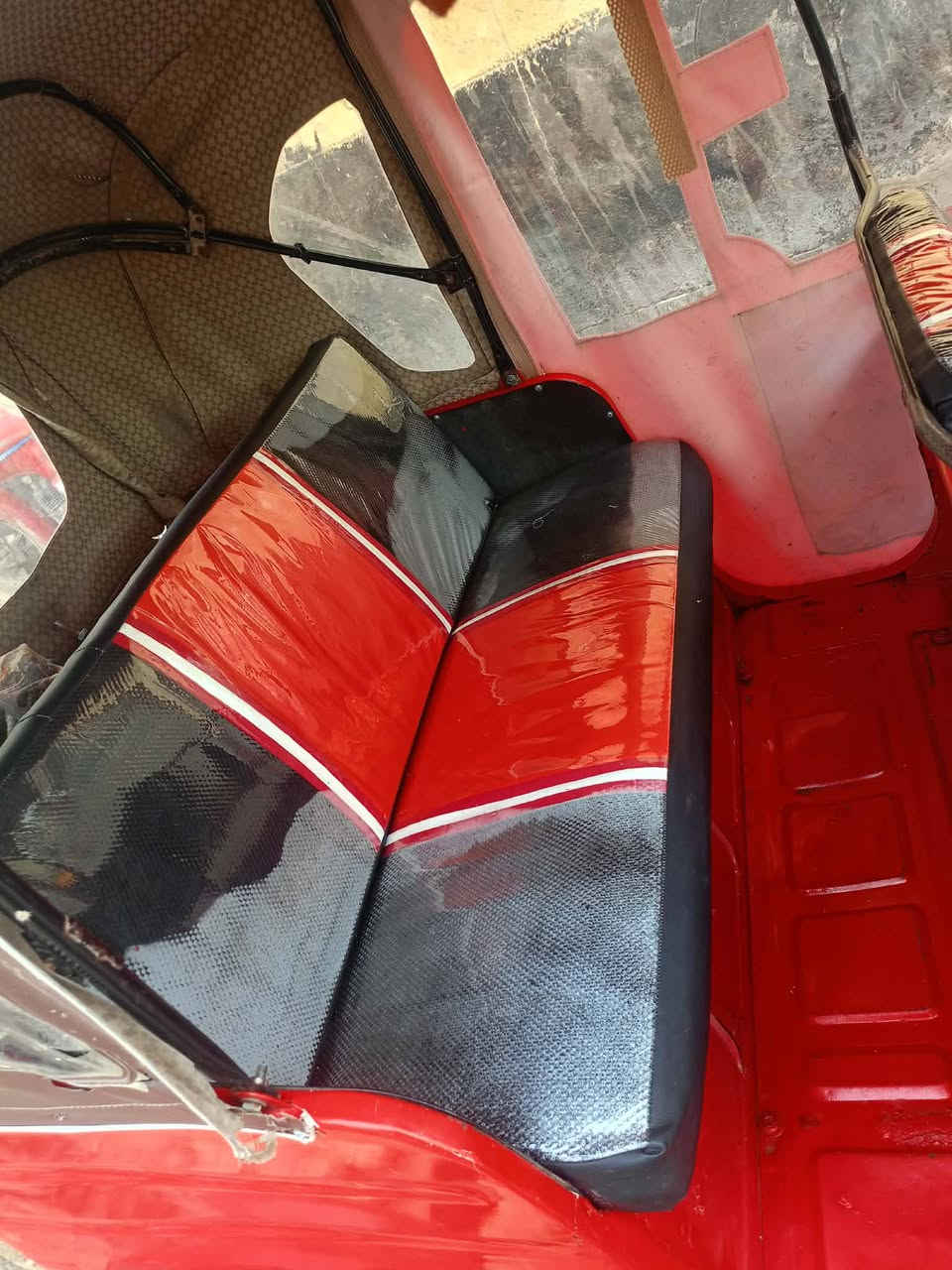 سلام عليكم تتكتك موديل 18اروراق سعر 4 مليون ***********بكاني كاطون رازي
