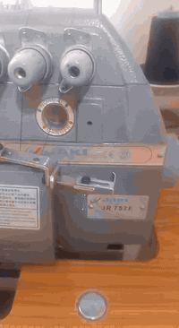 للبيع مستعجل مكاين اثنينهم ب٦٠٠ وبيهم مجاي للي يريد يشتري يتواصل مع هذا الرقم
***********
