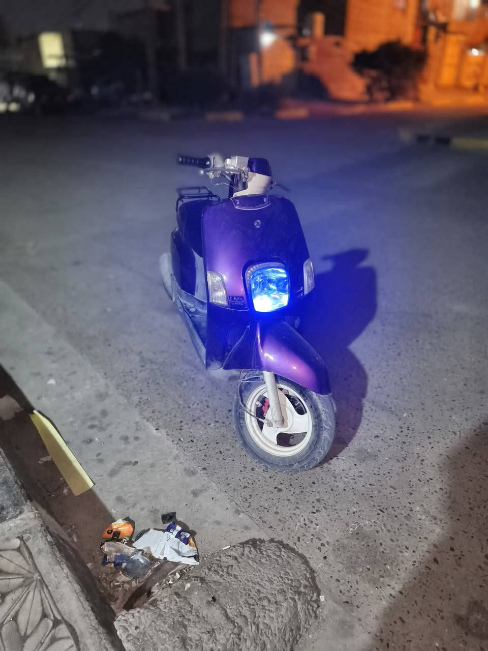 سلام عليكم دراجة ماكس بوليس موديل ٢٠٠٨  الكهرباء كله شغاله سلف هندر ومعدل سعر ٨٠٠بيه مجال  ***********
