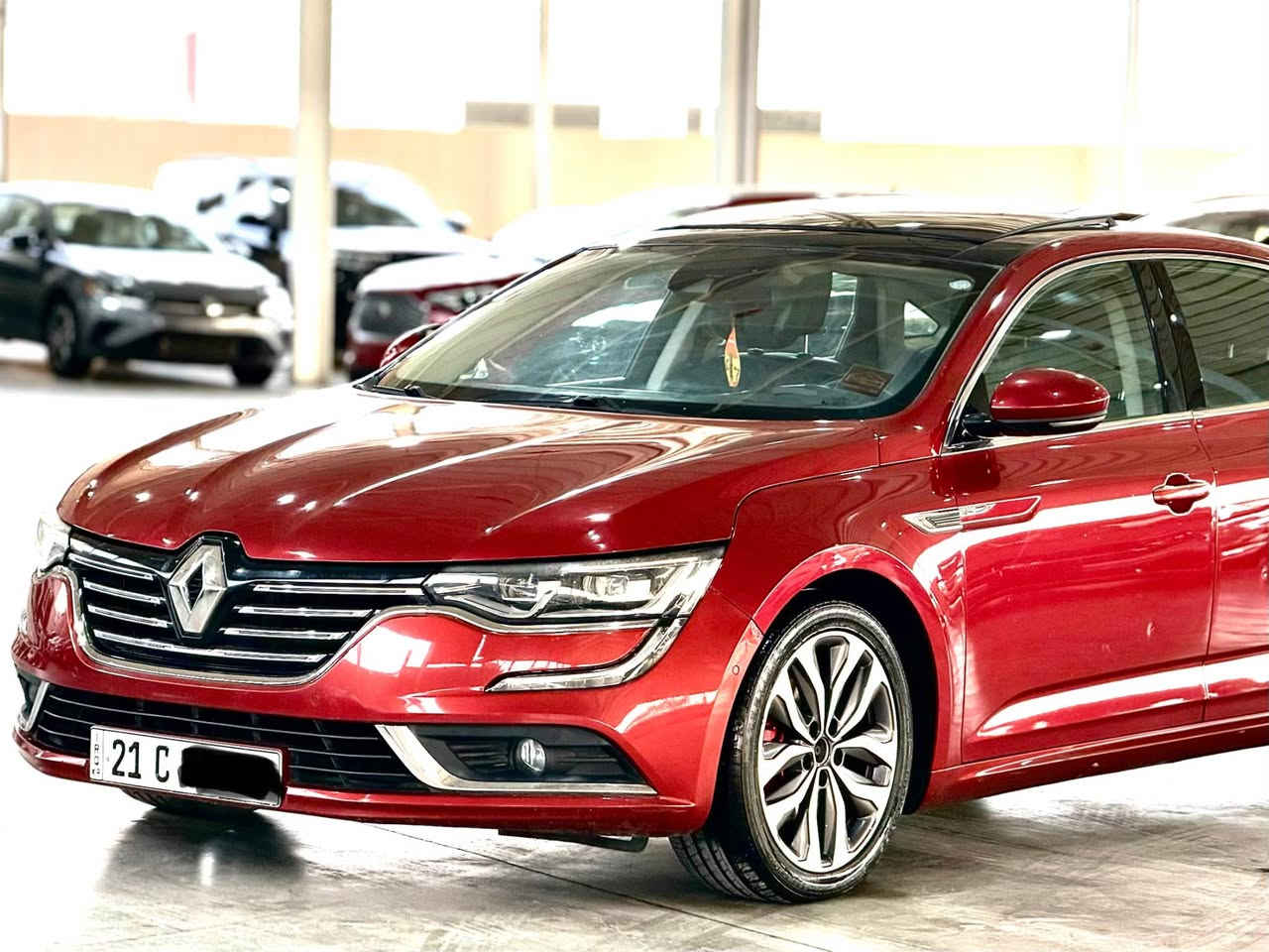 RENULT TALISMAN
                           2018 
ڕينۆ تاليسمان ٢٠١٨ 
مواسەفات فول بانۆراما .. ئاوێنە شەفت .. ناو جلد 
زۆر موسەفاتی تر 
٢ پارچە بۆیاخ بەس کلێر بێ دەعم 
گێڕ و مەکینە بە شەرت 
سەنەوی تازەیە .. هەزە تازەیە 
نرخی // ١١٢ وەرەقە 
شوێن// سلیمانی
***********
***********
«»«»«»«»«»«»«»«»»»«»«»«»«»«»«»«»«»«
                          رينو تاليسمان ٢٠١٨ 
المواصفات // فول واحد على واحد مەساج.. بانوراما 
٢ قطعه صبغ بس كلير بدون حادث
محرك و گير البشرط
سنوية// هزه جديد 
السعر // ١١٢ ورقه 
المكان// السليمانية 
***********
*********** السليمانية, العراق
