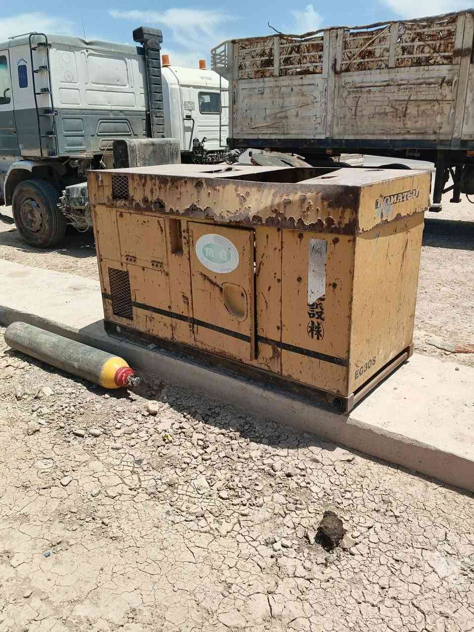 البيع مولده كوماتسو 4 سلندر 30 كيفي شرط الشغل كاتم توليد كزايتر العنوان بغداد المعامل السعر اتصل ودلل 
*********** احمد 

*********** ياسر 
***********
