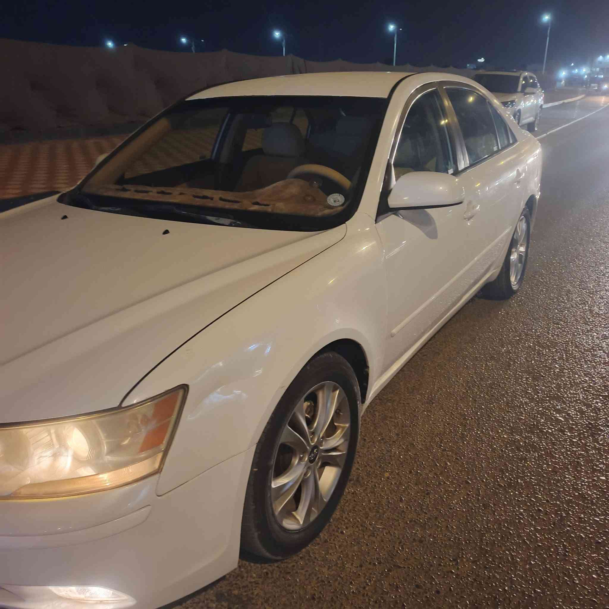 السلام عليكم
سيارة سونات أمريكي ٢٠٠٩ مكينه كير مكفولة خير من الله تبريد تدفئة سيارة مصبوغة احزام جمالية أثر جراد سيارة جاهزة حلوه دوشمه جديدة دواخلها تخبل 
سعرها: ٩٥    بيها مجال للشراي 
مكانها : كربلاء ***********
