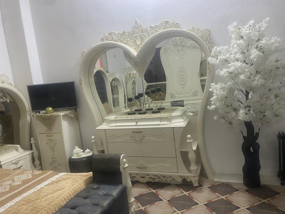 السلام عليكم غرفه نوم للبيع التواصل خاص *********** واتساب
